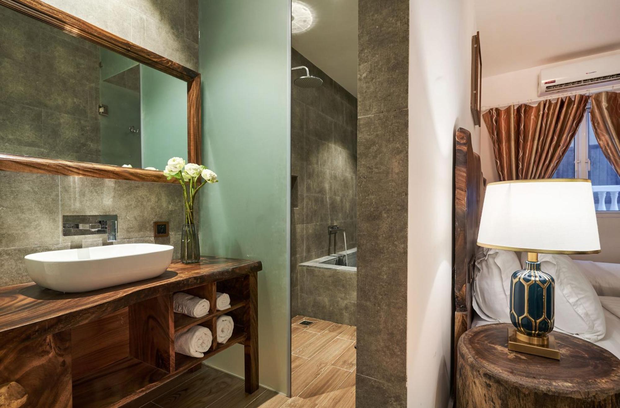 Sky Gem Hotel - Ben Thanh Ho Chi Minh City Bagian luar foto