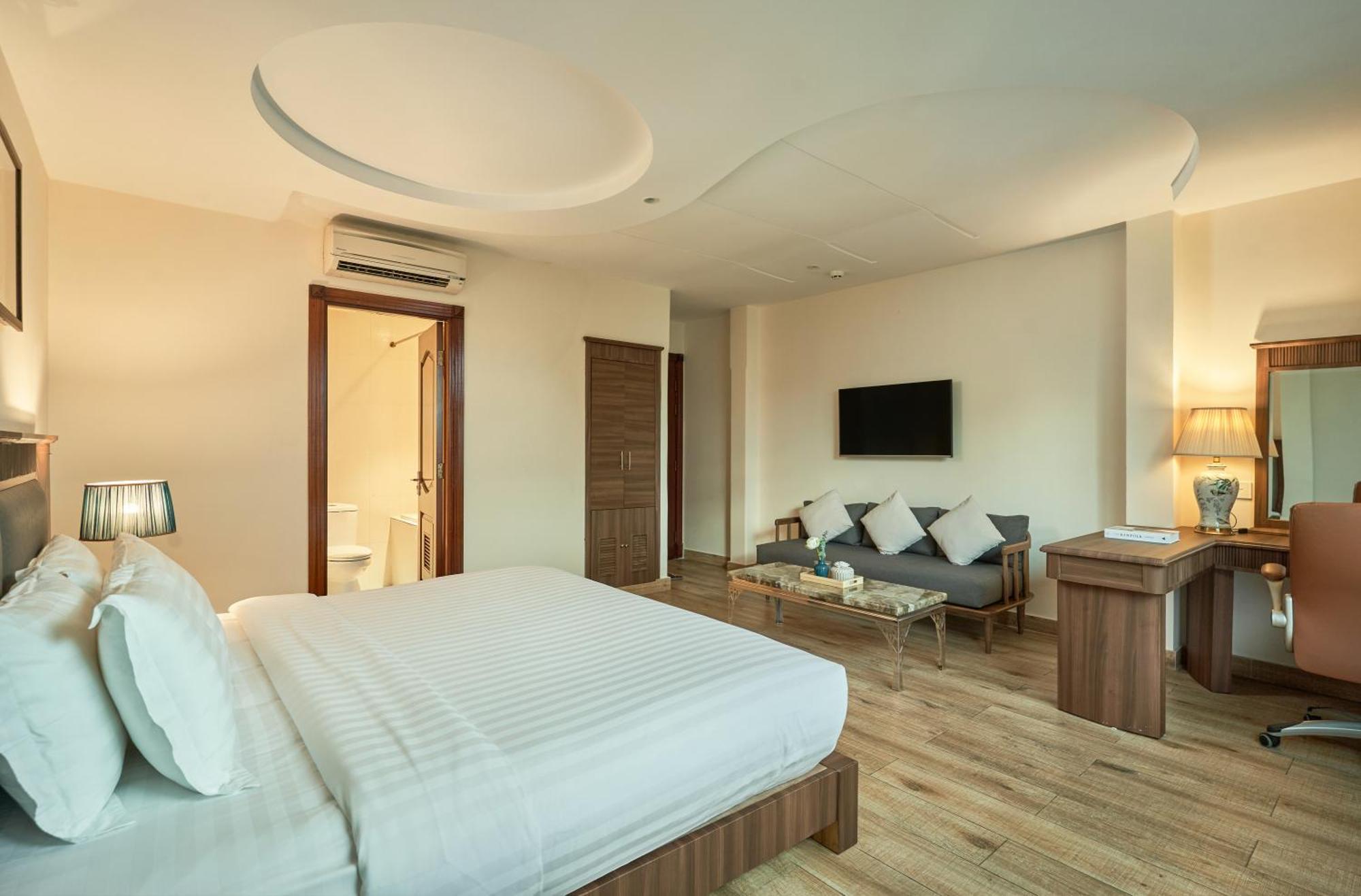 Sky Gem Hotel - Ben Thanh Ho Chi Minh City Bagian luar foto