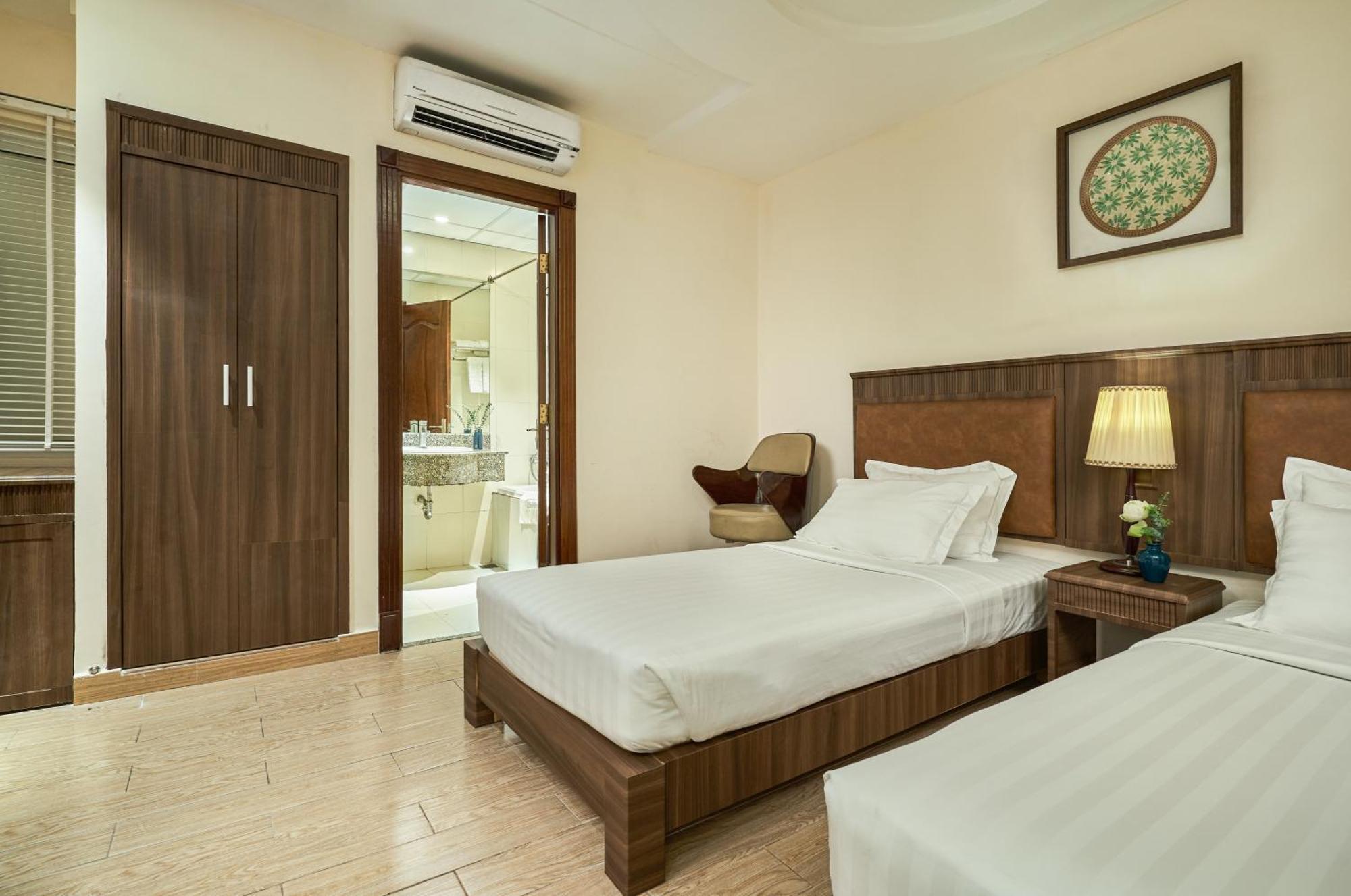 Sky Gem Hotel - Ben Thanh Ho Chi Minh City Bagian luar foto