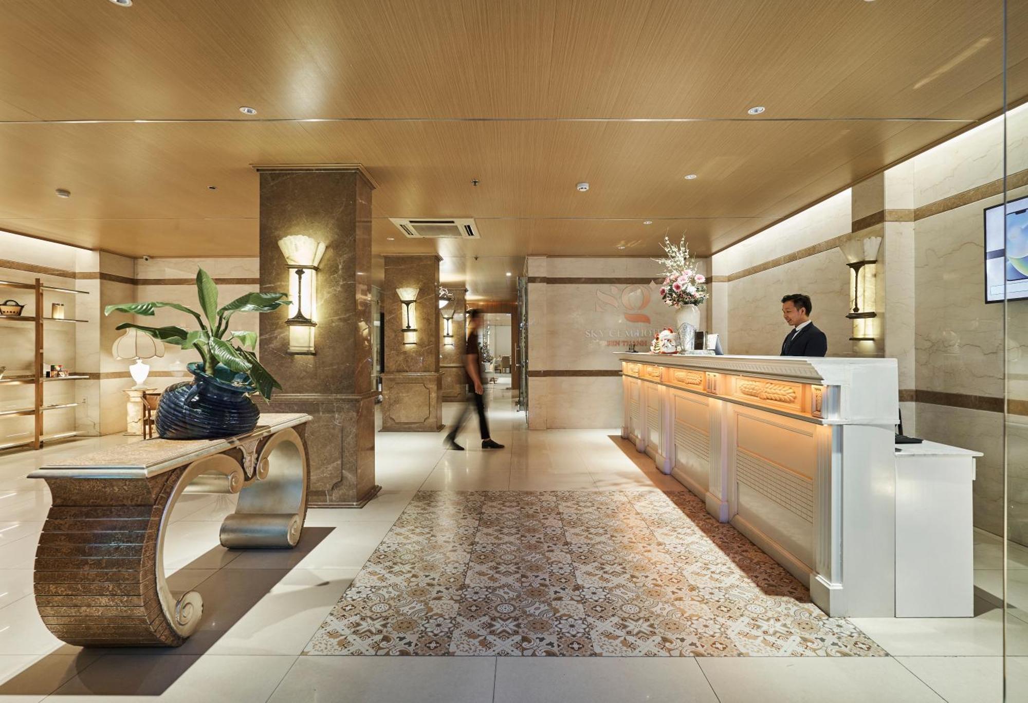 Sky Gem Hotel - Ben Thanh Ho Chi Minh City Bagian luar foto