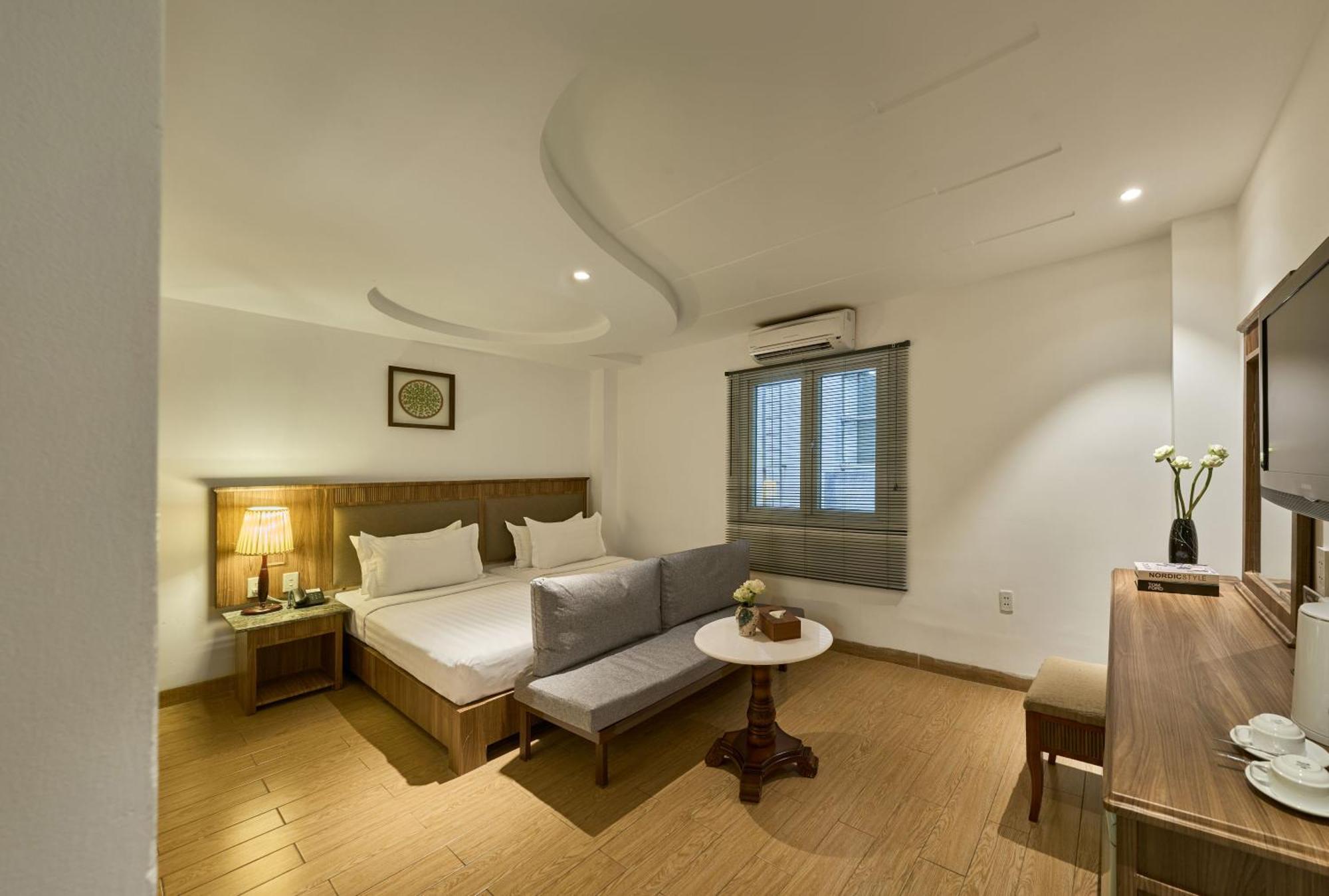 Sky Gem Hotel - Ben Thanh Ho Chi Minh City Bagian luar foto