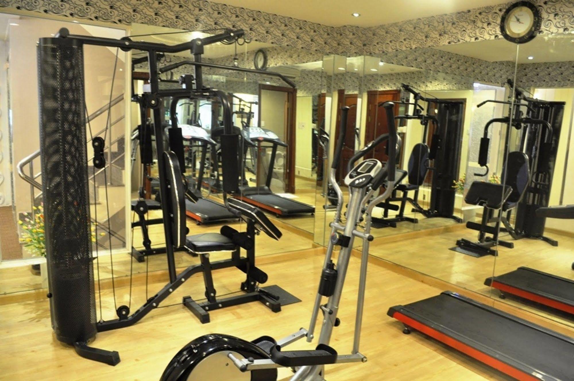Sky Gem Hotel - Ben Thanh Ho Chi Minh City Bagian luar foto